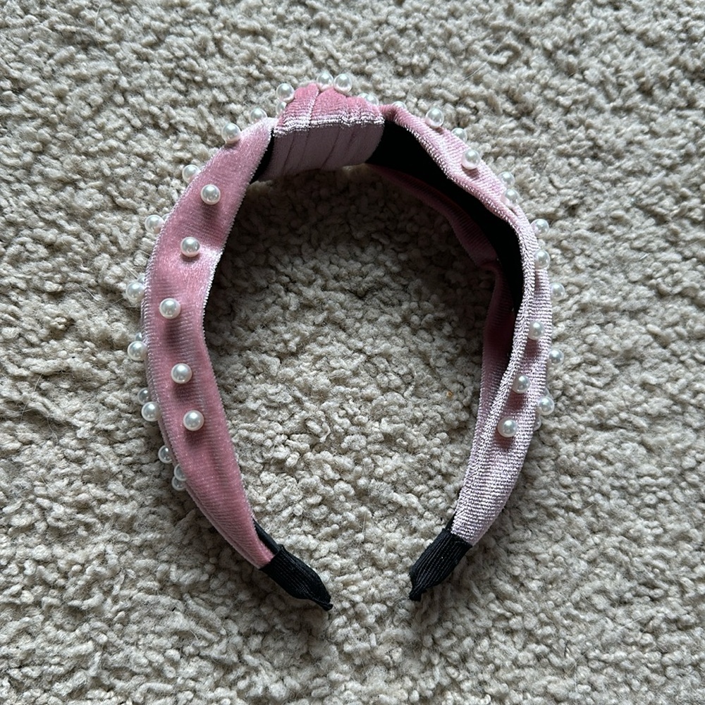 Women’s Pink Velvet Pearl Headband - Picture 2 of 4